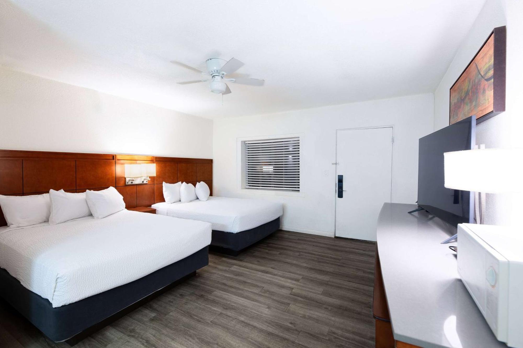 Travelodge By Wyndham Parker Exterior photo